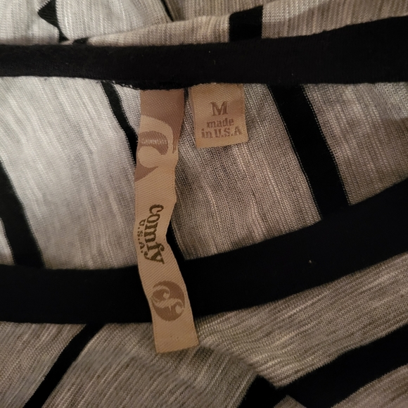 Comfy USA Tunic Top Gray Black Stripe Asymmetrical Godet Medium - Picture 5 of 5
